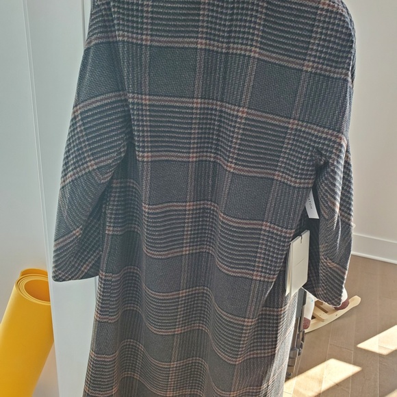 Aritzia Babaton Slouch Coat - Picture 6 of 8